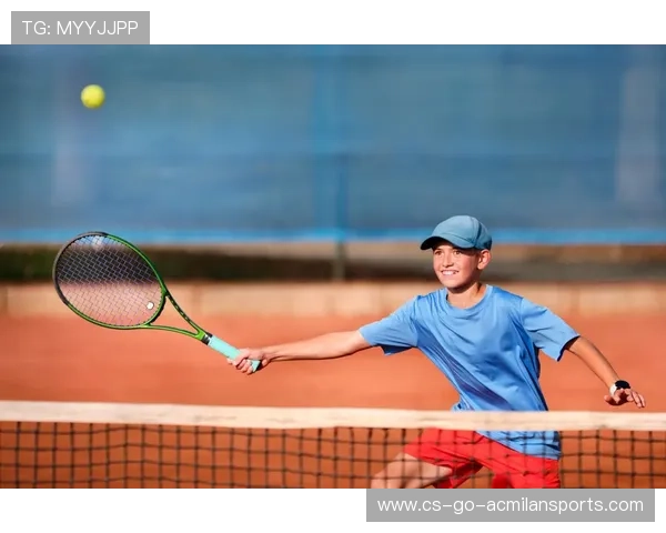 网球巅峰时刻：网前截击如闪电，掌握制胜的秘密武器