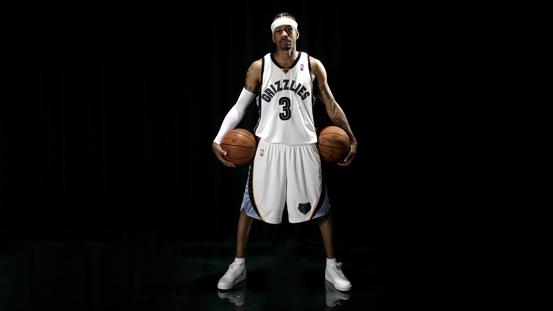 塞尔·拉恩：全黑队的速度奇才，用飞速反击撕开对手防线，拉塞尔是谁