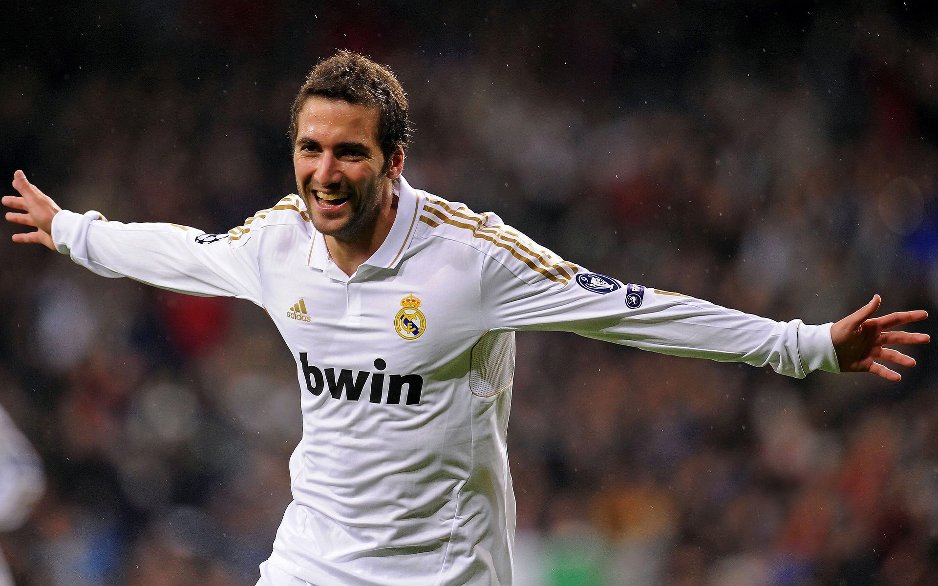 数字孪生技术在足球场馆管理中的应用不断深化，提升管理智能化水平