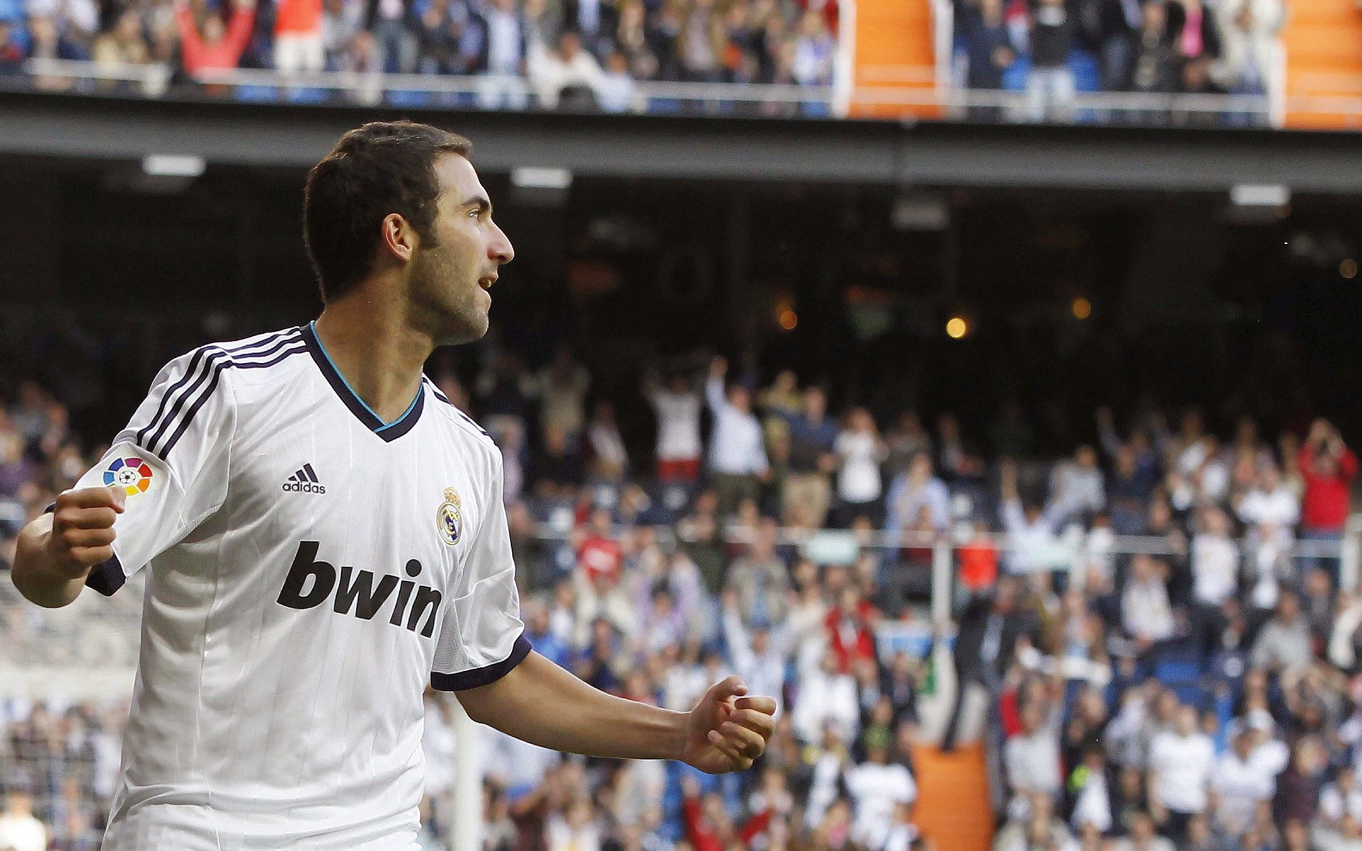 数字孪生技术在足球场馆管理中的应用不断深化，提升管理智能化水平